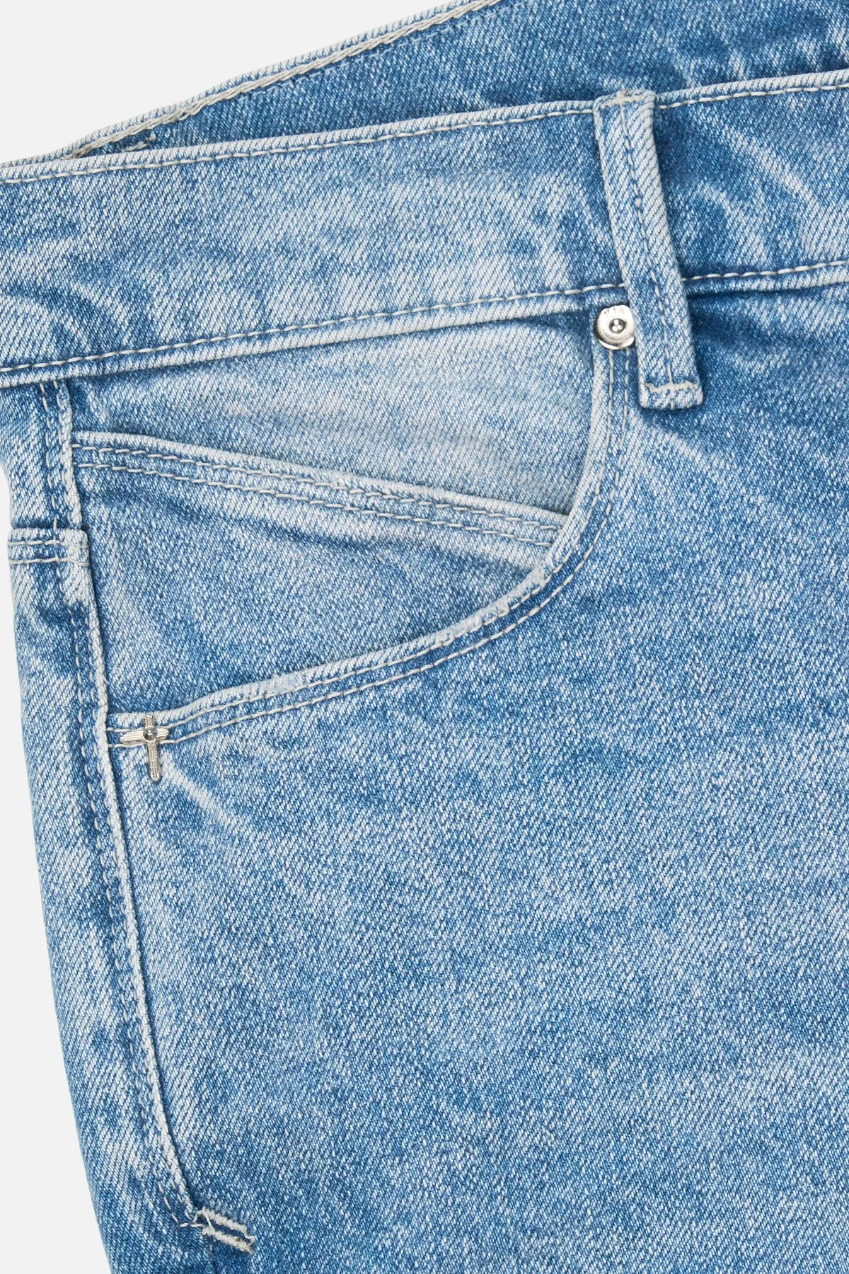 BRYANT SKINNY JEAN | FADED BLUE