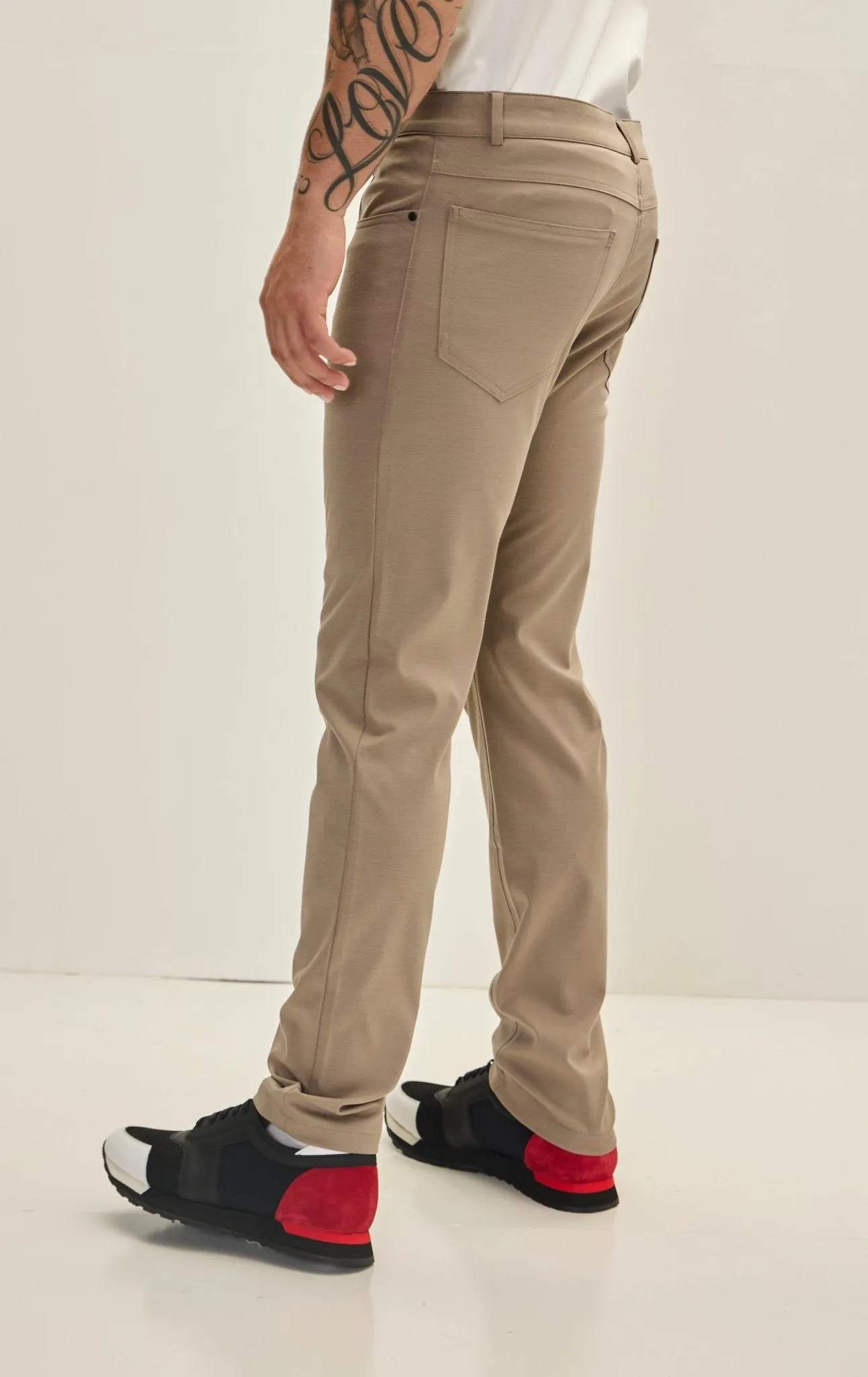 Lightweight Fitted Casual Pants - Sand