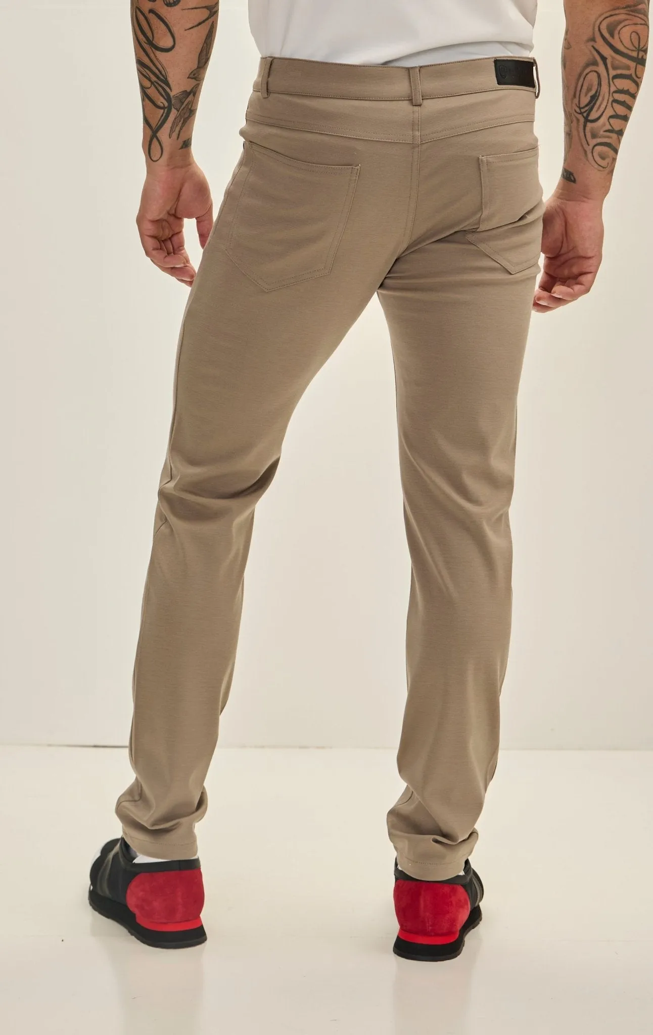 Lightweight Fitted Casual Pants - Sand