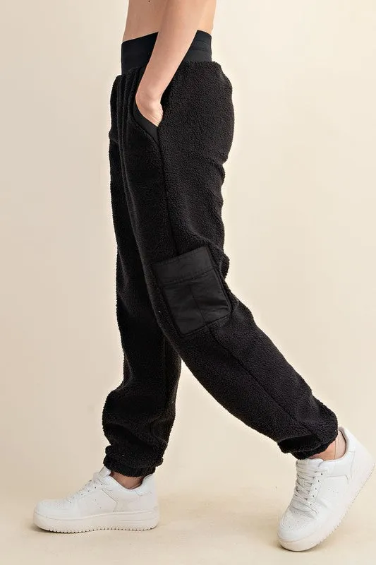 MICRO SHERPA CARGO SWEATPANTS - BLACK OR TAUPE