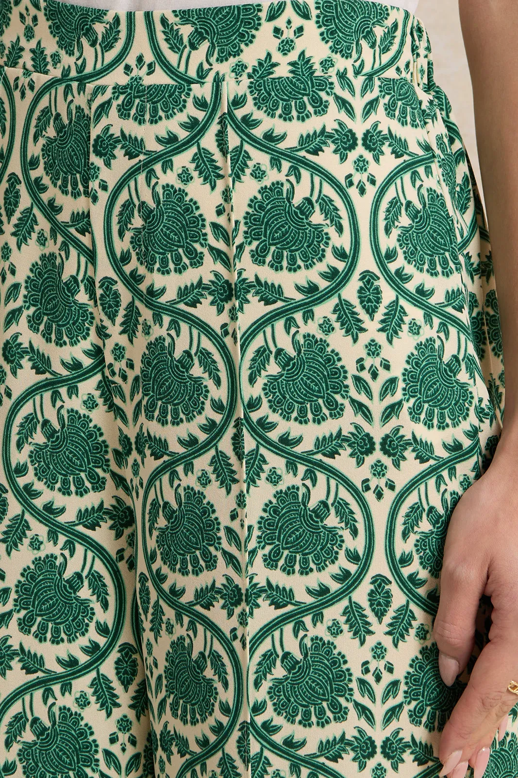 Women Green Printed Trousers