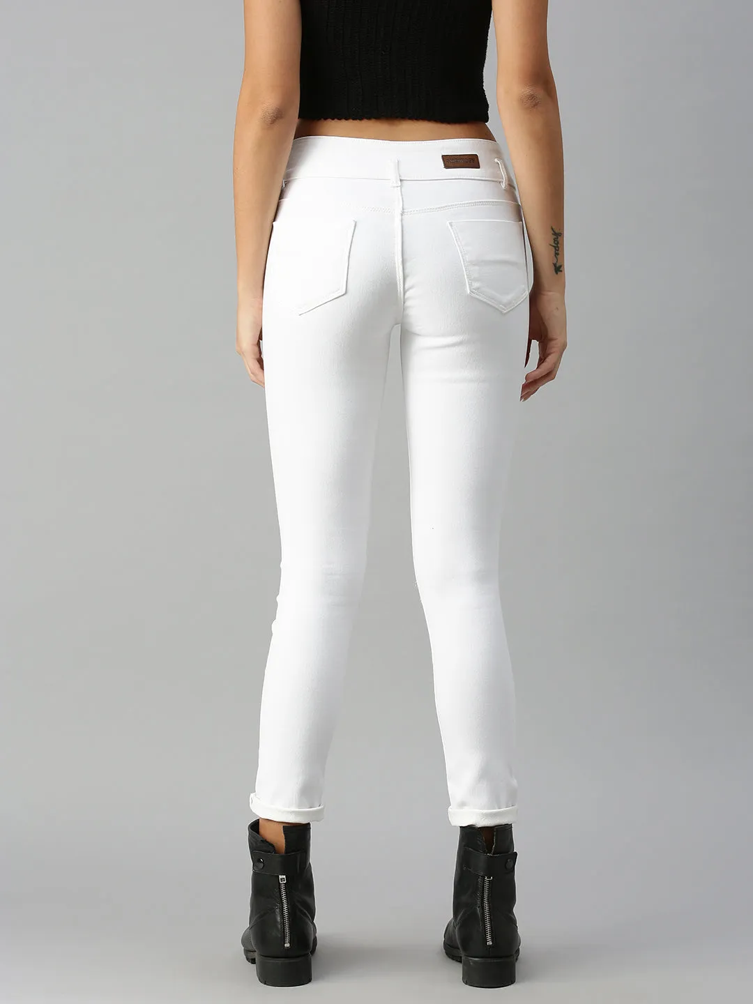 Women's White Solid Denim Skinny Jeans